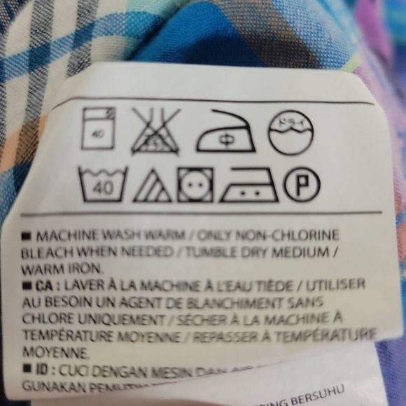 ON Slim Fit Plaid Button-down, Size Medium - Picture 3 of 5